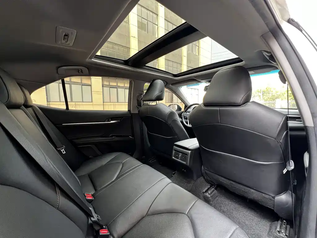 Camry 2019 2.5G Deluxe Edition National VI купить на сайте DeffCars