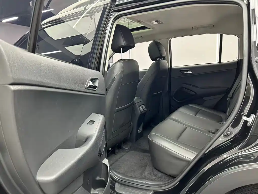 Beijing Hyundai ix35 2021 240TGDi DCT two-wheel drive GLS leading version купить на сайте DeffCars