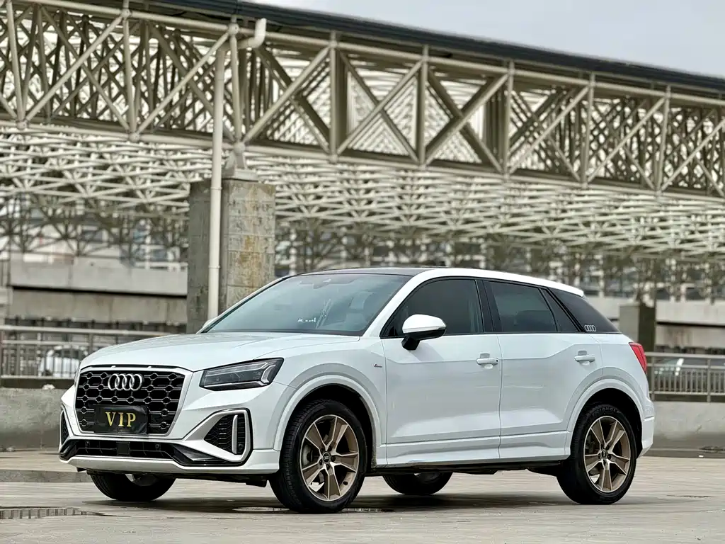 Audi Q2L 2022 35 TFSI fashionable and dynamic купить на сайте DeffCars