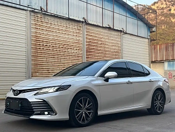 Camry 2023 2.5G Deluxe Edition купить на сайте DeffCars