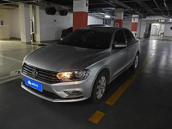 Bora 2018 1.5L manual comfort model купить на сайте DeffCars