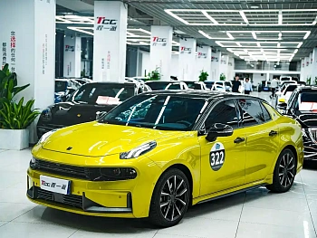 Lynk & Co 03 2022 model 03+ 2.0TD automatic wind control version купить по цене 2 478 105 ₽  на сайте DeffCars