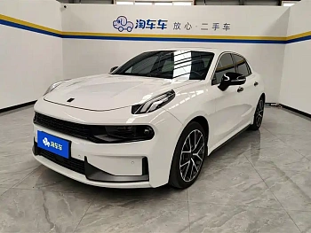 Lynk & Co 03 2021 1.5TD DCT Champion Edition купить по цене 1 743 853 ₽  на сайте DeffCars