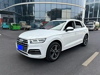 Audi Q5L 2020 40 TFSI enjoys fashionable style купить на сайте DeffCars