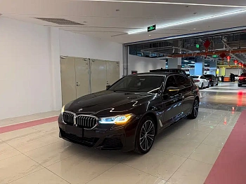 BMW 5 Series 2022 530Li Leading M Sports Package купить на сайте DeffCars
