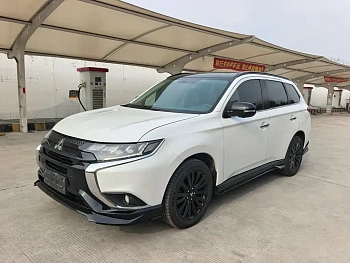 Outlander 2021 2.4L four-wheel drive solar version 5 seats купить на сайте DeffCars