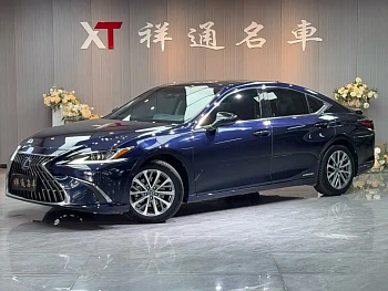 Lexus ES 2021 300h Excellence Edition купить на сайте DeffCars