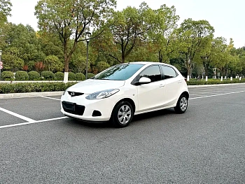 Mazda2 2011 Hyundai 1.3L Automatic Standard Edition купить на сайте DeffCars