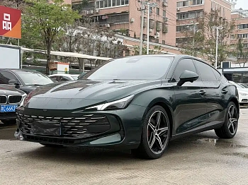 MG7 2023 2.0T automatic Trophy+ engine version купить на сайте DeffCars