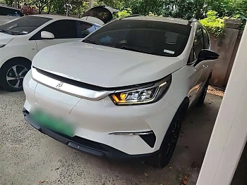 Yuan Pro 2021 401KM Luxury Yuan Pro 2021 401KM Luxury купить по цене 1 628 566 ₽  на сайте DeffCars