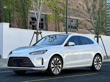 Wenjie M5 2022 model, extended-range four-wheel drive performance version купить по цене 2 271 010 ₽  на сайте DeffCars