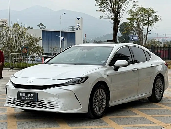 Camry 2024 Shuangqing 2.0HGVP Deluxe Edition купить на сайте DeffCars