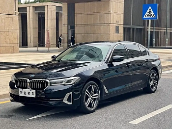 BMW 5 Series 2022 530Li Leading Luxury Package купить на сайте DeffCars