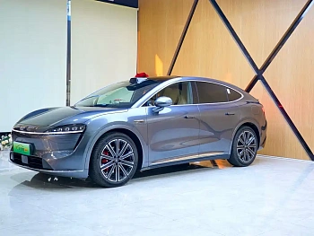Zhijie R7 2025 extended range 331km Ultra купить на сайте DeffCars