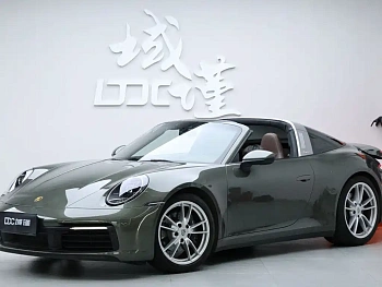 Porsche 911 2023 Targa 4 3.0T купить по цене 26 646 461 ₽  на сайте DeffCars