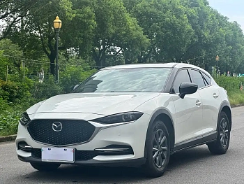 Mazda CX-4 2021 2.0L Automatic Two-wheel drive Blue Sky Exploration Edition купить по цене 2 196 930 ₽  на сайте DeffCars