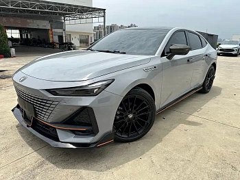 Changan UNI-V 2023 1.5T Sports Edition купить по цене 2 032 371 ₽  на сайте DeffCars