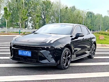 Lynk & Co 03 2023 model 1.5TD DCT Power Pro купить по цене 2 200 203 ₽  на сайте DeffCars