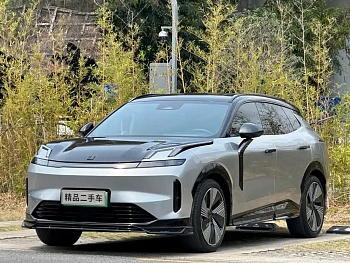 Lynk & Co 08 EM-P 2023 model 120km long range Halo купить на сайте DeffCars