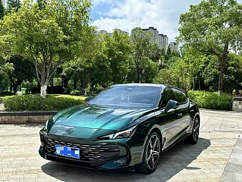 MG7 2023 2.0T automatic Trophy+ engine version купить на сайте DeffCars