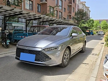 Qin PLUS 2024 Honor Edition DM-i 55KM Leading Model купить по цене 1 829 890 ₽  на сайте DeffCars