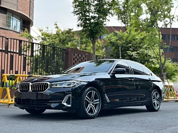 BMW 5 Series 2022 facelift 2 530Li leading model luxury package купить на сайте DeffCars