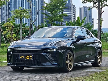 Lynk & Co 03 2023 model 2.0TD DCT Halo купить по цене 2 471 023 ₽  на сайте DeffCars