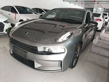 Lynk & Co 03 2022 model 1.5TD DCT Plus купить по цене 1 907 832 ₽  на сайте DeffCars