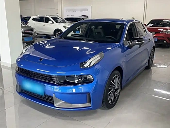 Lynk & Co 03 2021 model 2.0TD automatic power Plus купить по цене 2 166 305 ₽  на сайте DeffCars