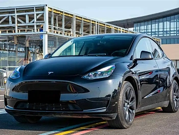Model Y 2023 rear-wheel drive version купить на сайте DeffCars