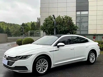 FAW-Volkswagen CC 2019 330TSI Charming Edition National V купить на сайте DeffCars