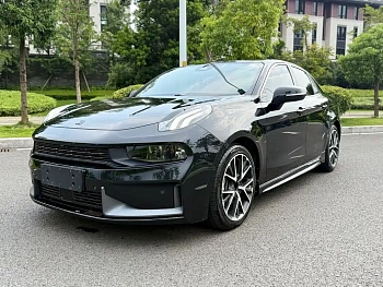 Lynk & Co 03 2022 model 1.5TD DCT Plus Lynk & Co 03 2022 model 1.5TD DCT Plus купить по цене 1 675 233 ₽  на сайте DeffCars