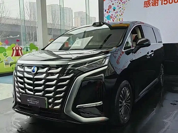 Denza D9 2025 DM-i smart driving version 1020 four-wheel drive flagship model купить на сайте DeffCars