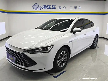 Qin PLUS 2024 Honor Edition DM-i 55KM Leading Model купить по цене 1 935 799 ₽  на сайте DeffCars