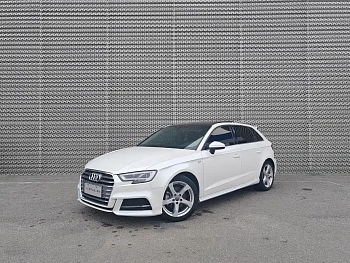 Audi A3 2020 Sportback 35 TFSI Fashionable China VI купить по цене 1 986 721 ₽  на сайте DeffCars