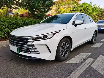 Destroyer 05 2024 Honor Edition DM-i 55KM Deluxe купить по цене 1 785 480 ₽  на сайте DeffCars