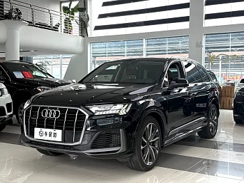 Audi Q7 2021 55 TFSI quattro S line sports version купить на сайте DeffCars