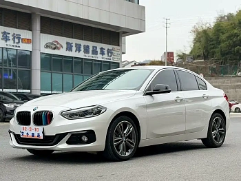 BMW 1 Series 2018 118i Sports купить на сайте DeffCars