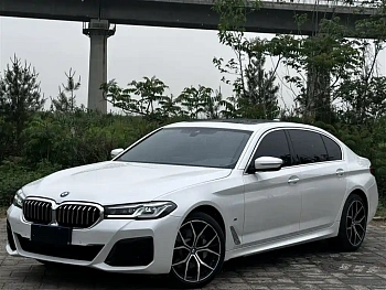 BMW 5 Series 2022 facelift 530Li leading M sports package купить на сайте DeffCars