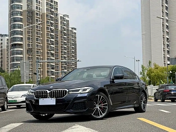 BMW 5 Series 2021 facelift 530Li leading M sports package купить на сайте DeffCars