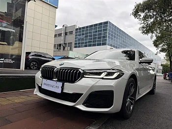 BMW 5 Series 2021 525Li M Sports Package купить на сайте DeffCars