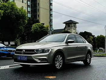 Bora 2016 1.6L manual fashion model купить на сайте DeffCars