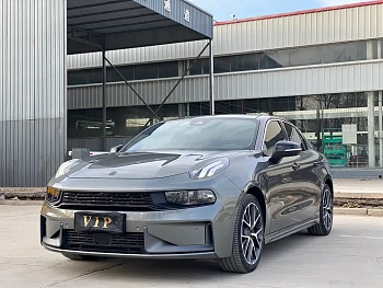 Lynk & Co 03 2021 1.5TD DCT Champion Edition купить по цене 1 923 482 ₽  на сайте DeffCars