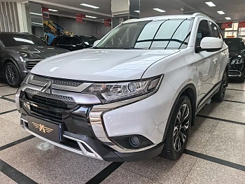Outlander 2020 2.0L 2WD Smooth Edition 5 seats купить на сайте DeffCars