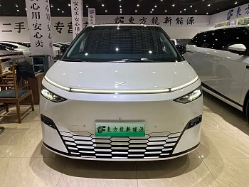 Xpeng X9 2024 model 702 super long battery life Max купить на сайте DeffCars