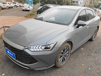 Qin PLUS 2023 Champion Edition DM-i 120KM Excellent Model купить по цене 2 003 936 ₽  на сайте DeffCars