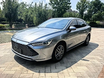 Qin PLUS 2023 Champion Edition DM-i 120KM Leading Model купить по цене 1 953 730 ₽  на сайте DeffCars