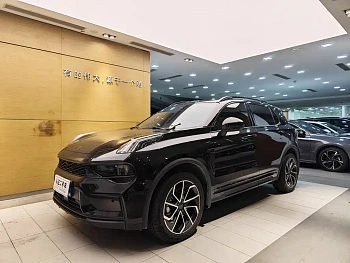 Lynk & Co 01 EM-P 2023 model 1.5TD EM-P AM купить по цене 2 092 528 ₽  на сайте DeffCars