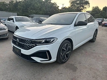 Lavida 2023 new 1.5L automatic outstanding new Yi version купить по цене 1 801 855 ₽  на сайте DeffCars