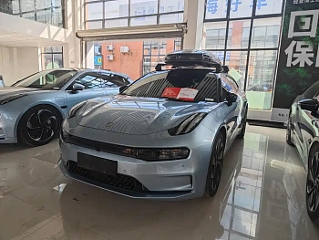 Zekr 001 2021 model with ultra-long battery life dual motor YOU version купить по цене 3 910 780 ₽  на сайте DeffCars